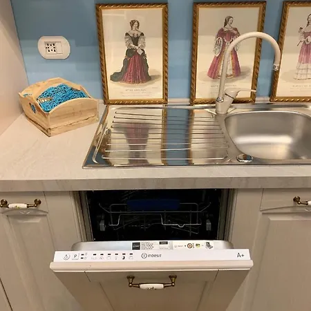 Apartamento Il Giardino Segreto Arona, Charming