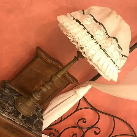 Apartment Il Giardino Segreto Arona, Charming *