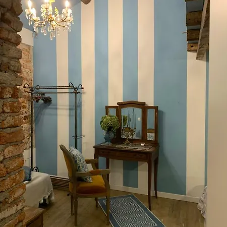 Il Giardino Segreto Arona, Charming דירה