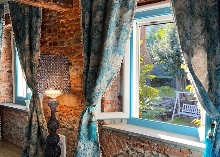 Il Giardino Segreto Arona, Charming Appartement