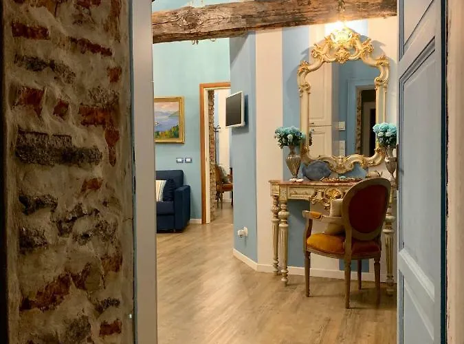 Apartamento Il Giardino Segreto Arona, Charming