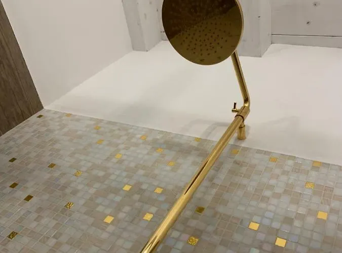 Apartamento Il Giardino Segreto Arona, Charming